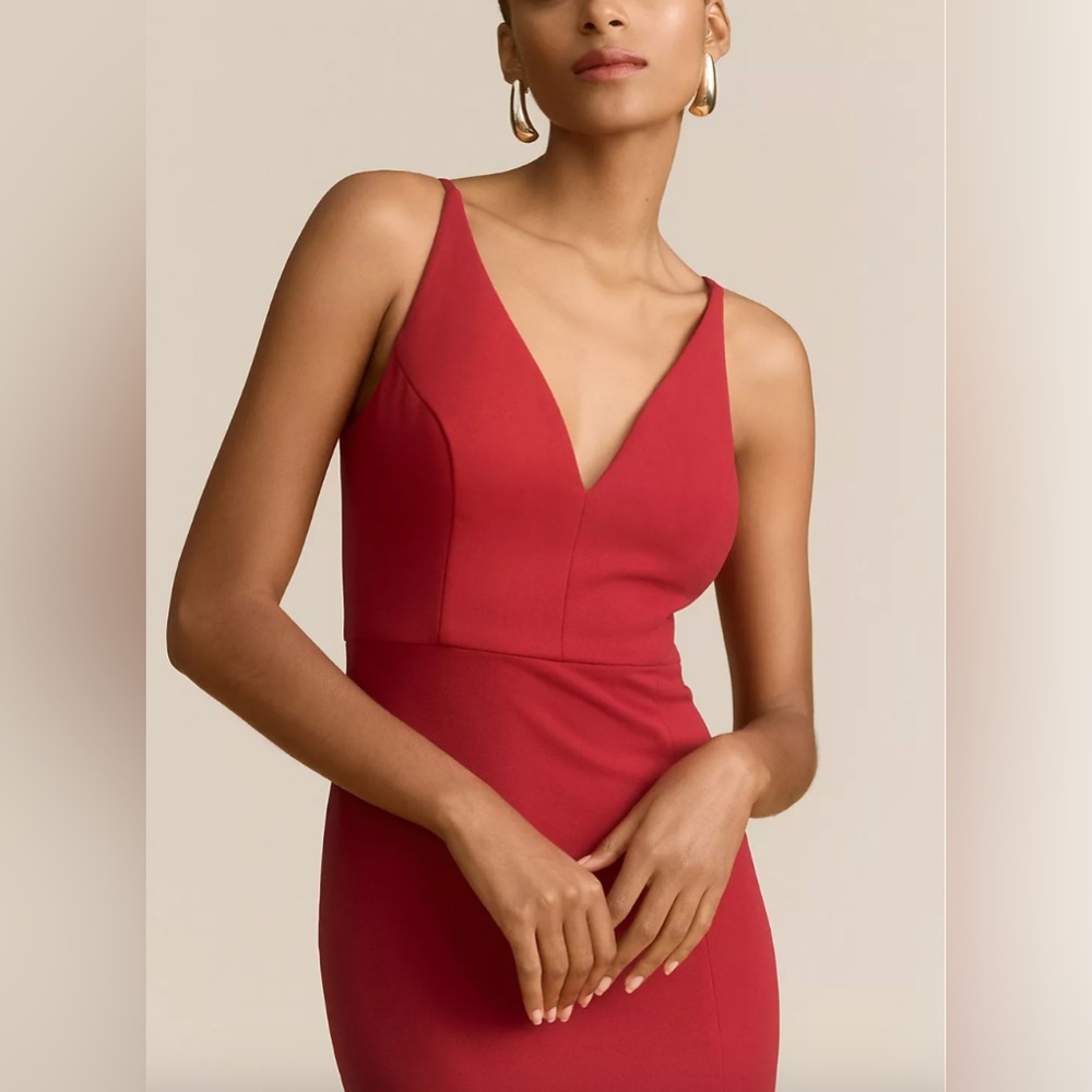 Stella Sleeveless V-Neck Stretch Crepe Maxi Dress - Size small